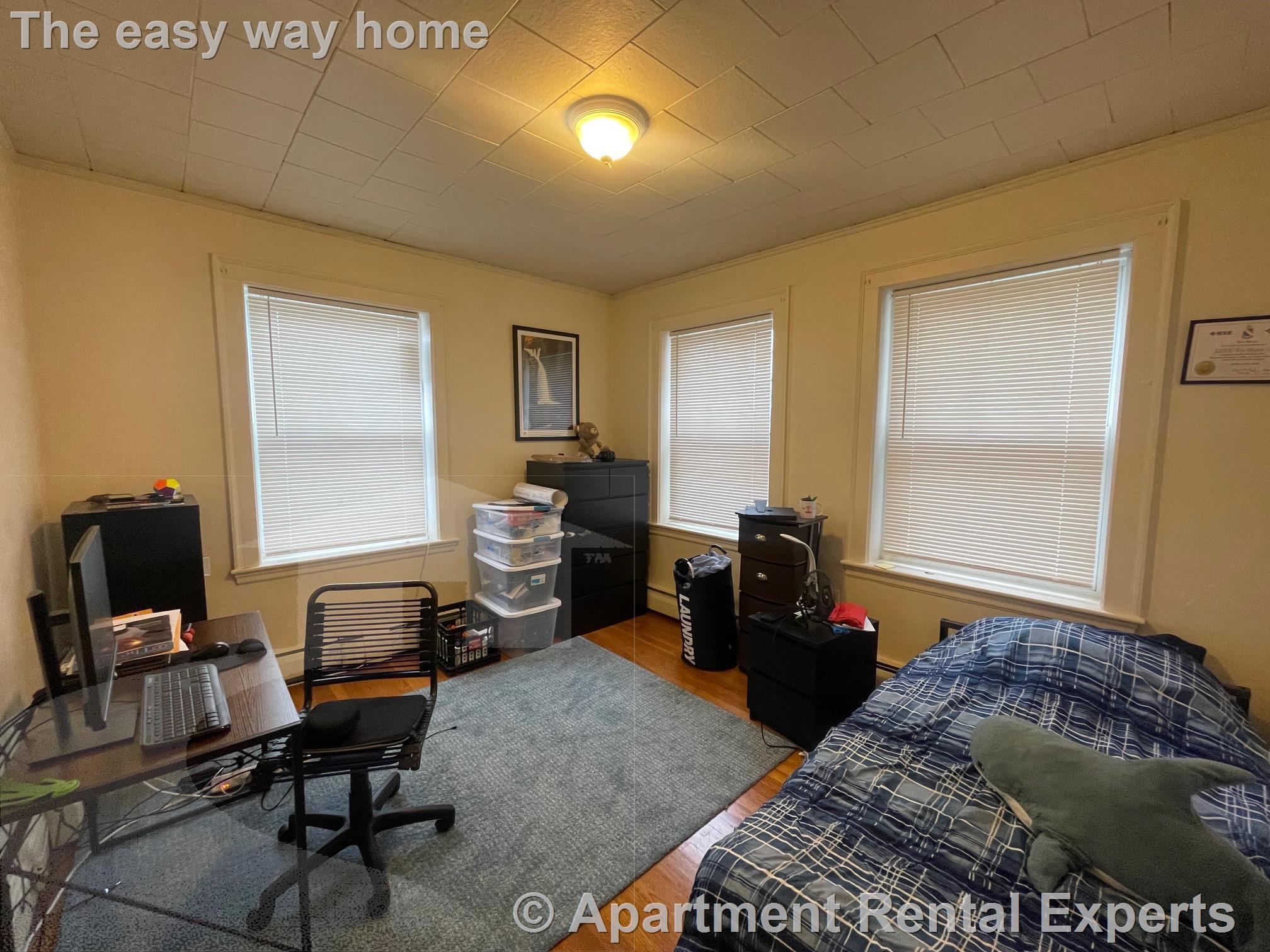 36 College Ave, Davis Square