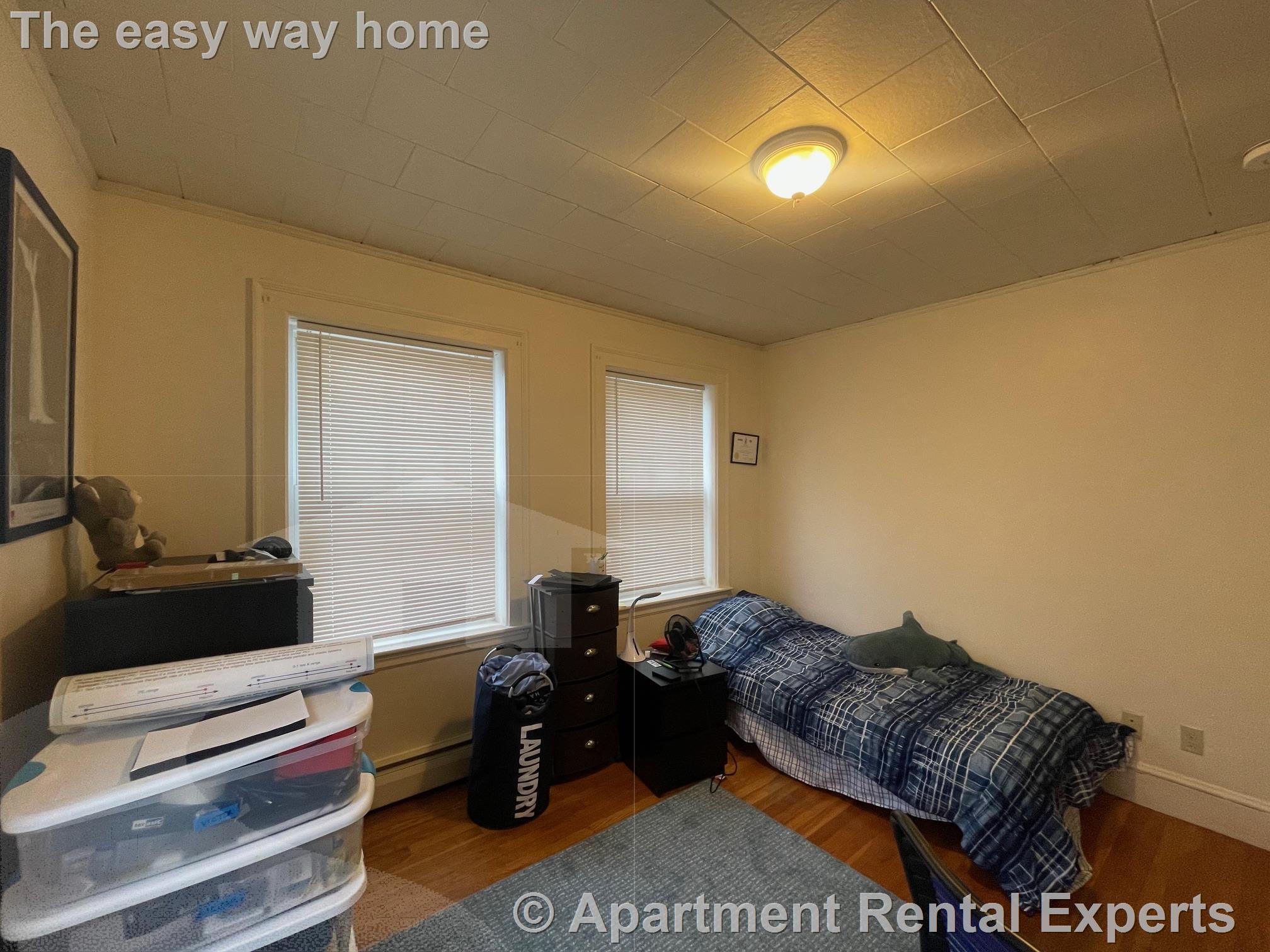 36 College Ave, Davis Square