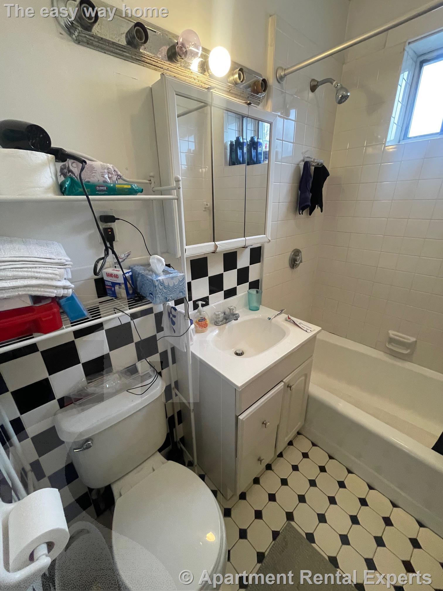 36 College Ave, Davis Square