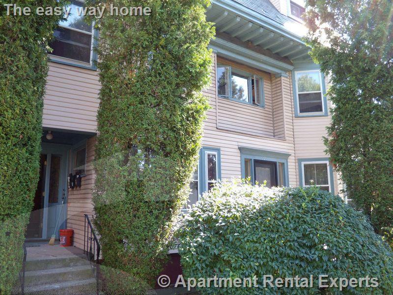 77 College Ave, Davis Square
