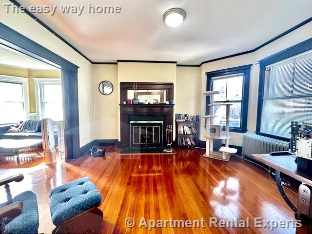 77 College Ave, Davis Square