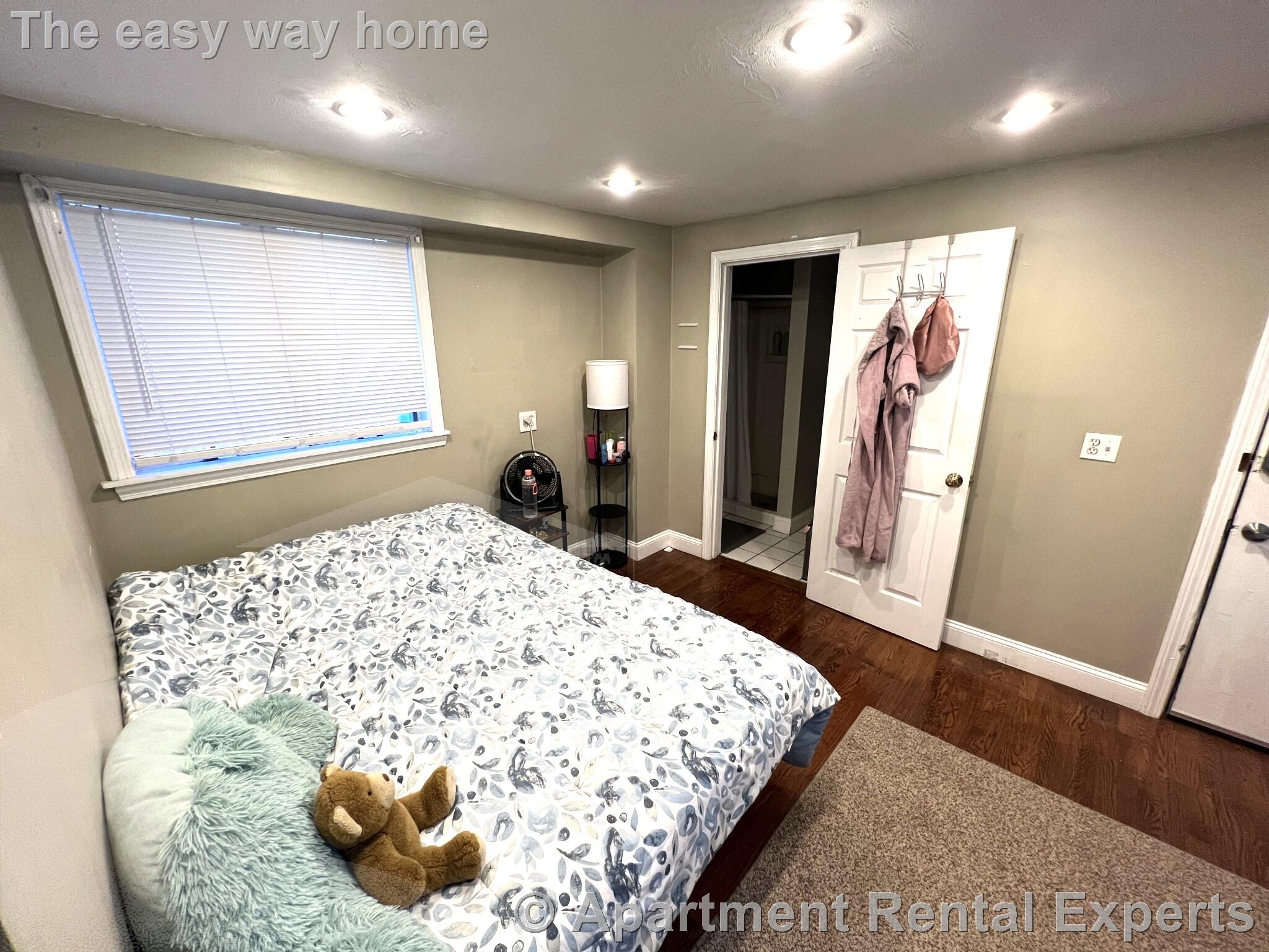 735 Somerville Ave, Porter Square