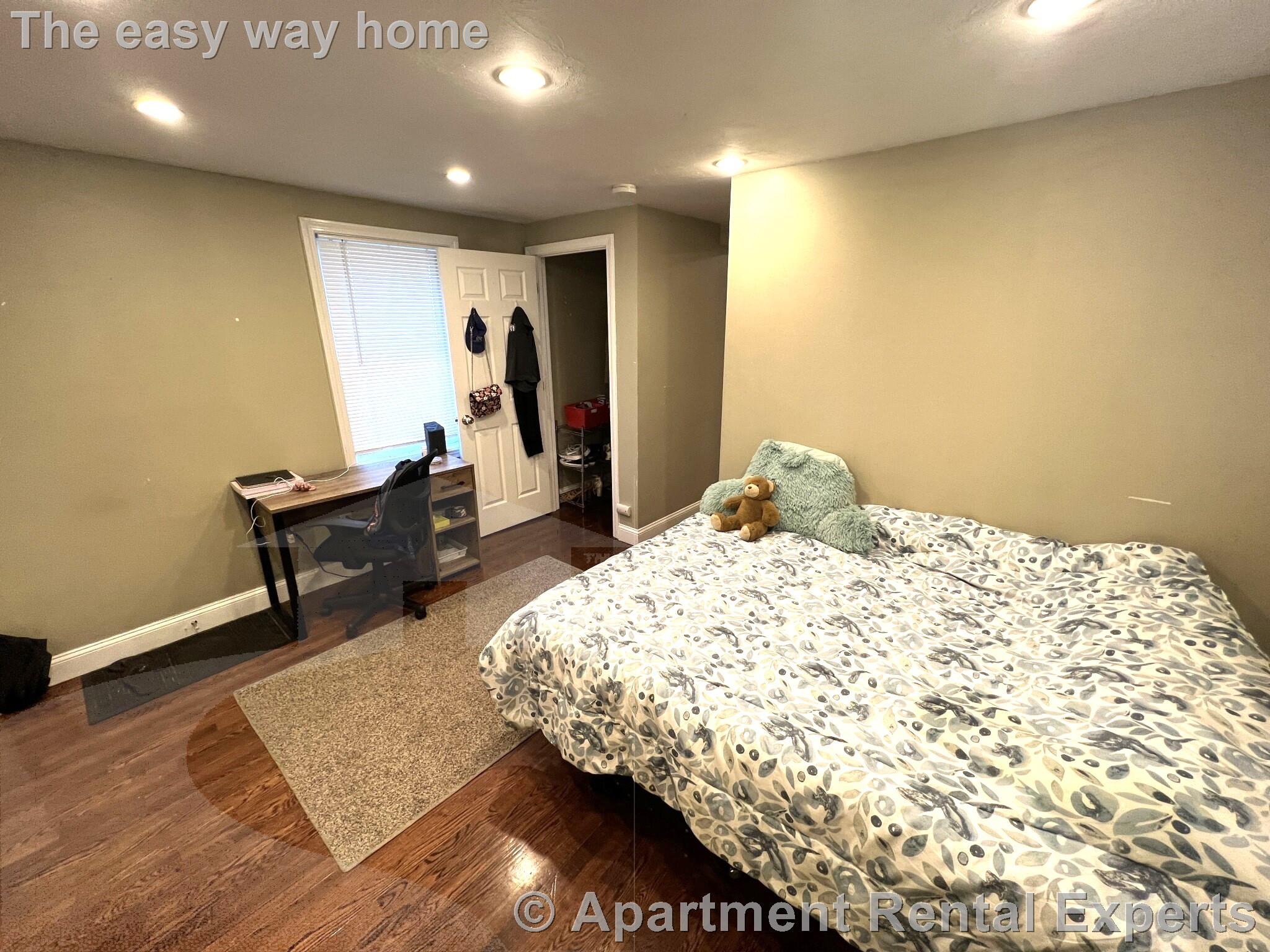 735 Somerville Ave, Porter Square