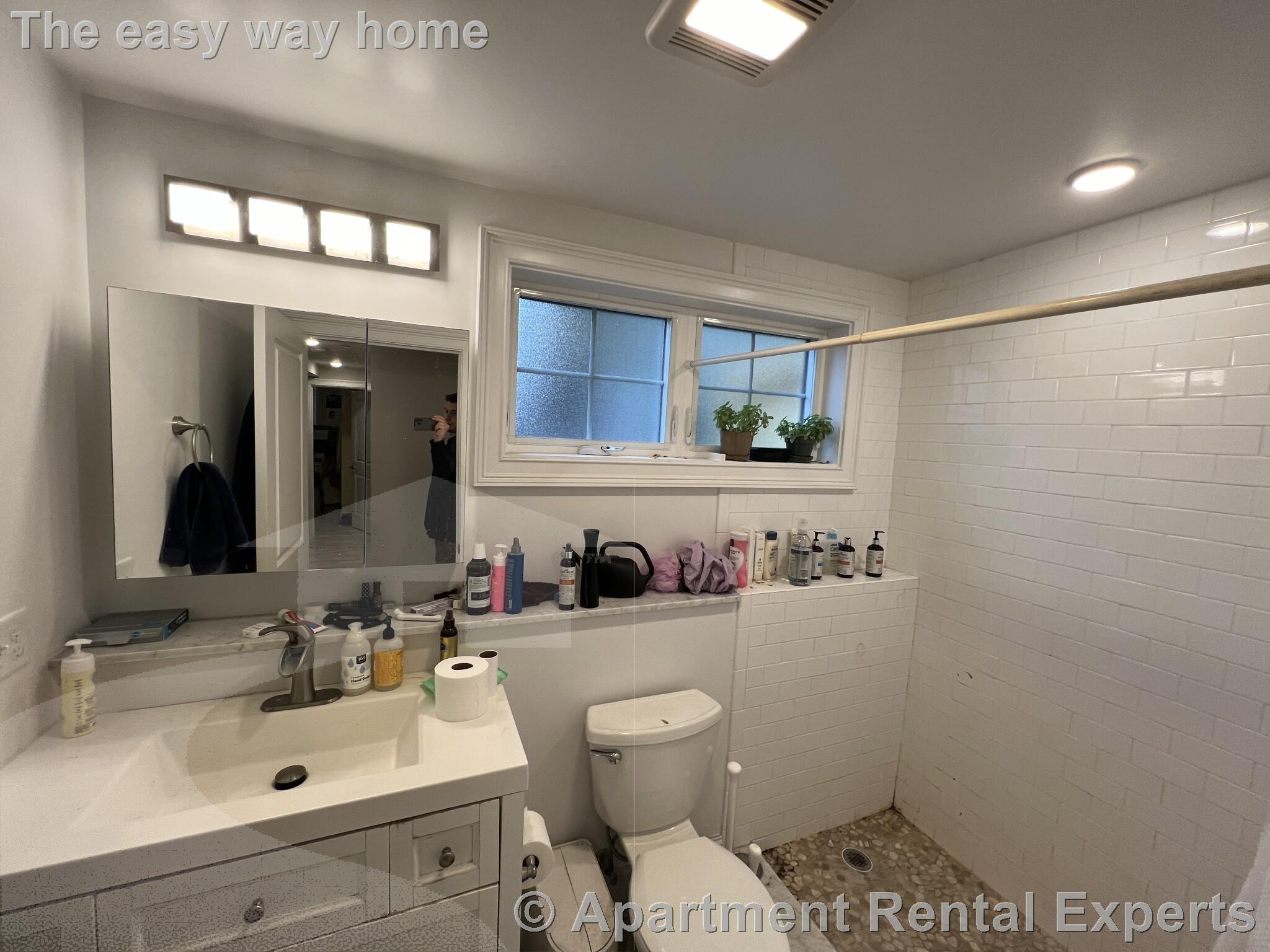 116-118 Holland St, Davis Square