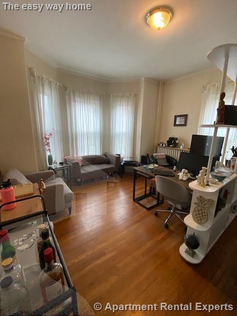 31 Chester St, Davis Square