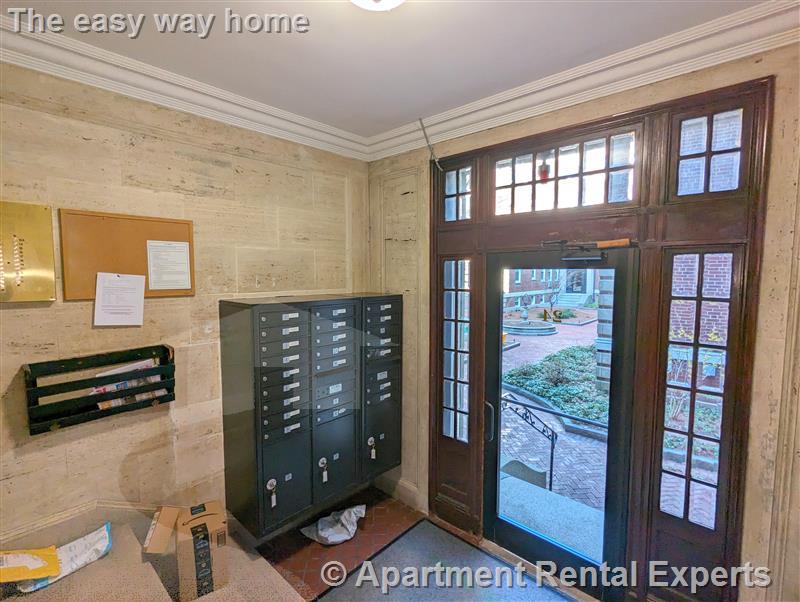 24 Chauncy St, Harvard Square