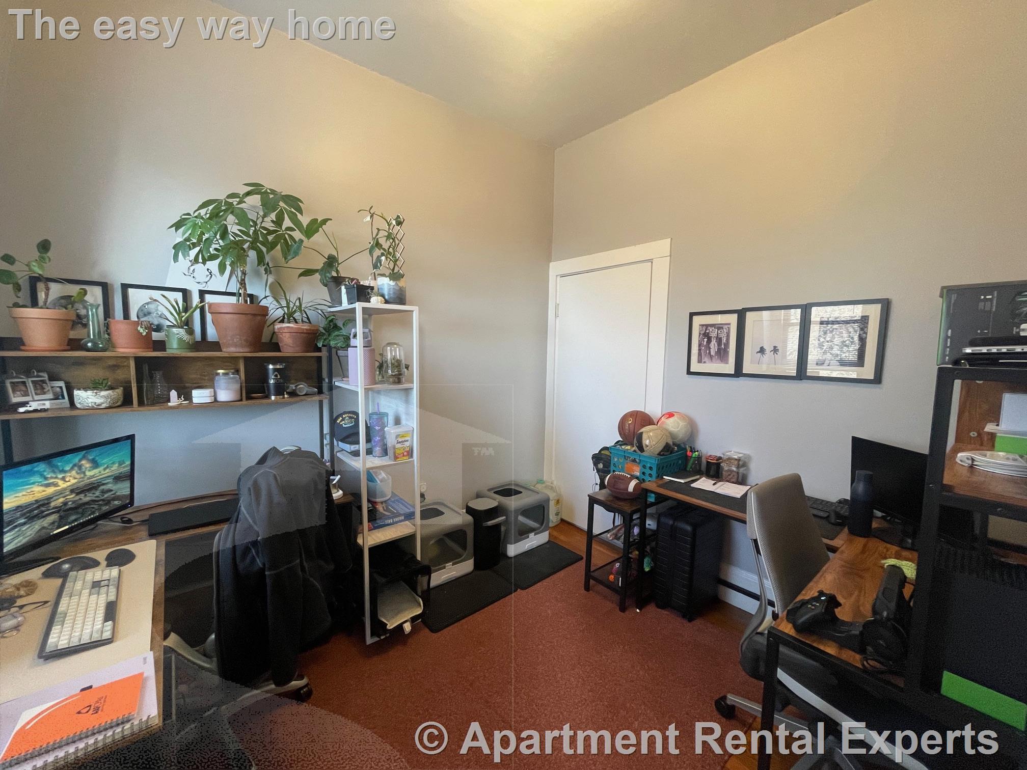 61 Adams St, Magoun Square