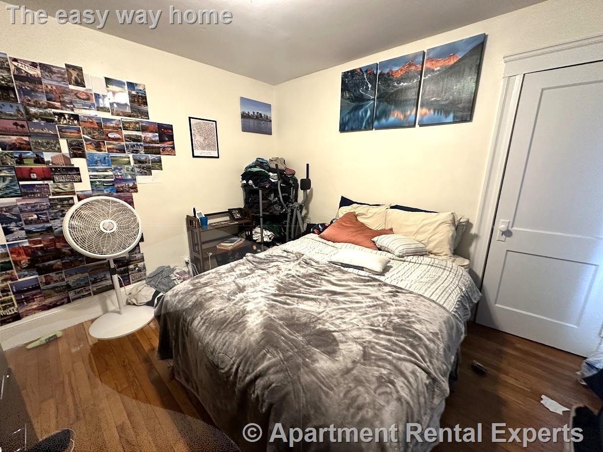 122 Bonner Ave, Magoun Square