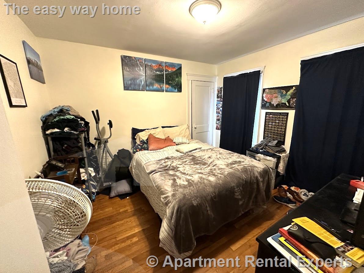 122 Bonner Ave, Magoun Square