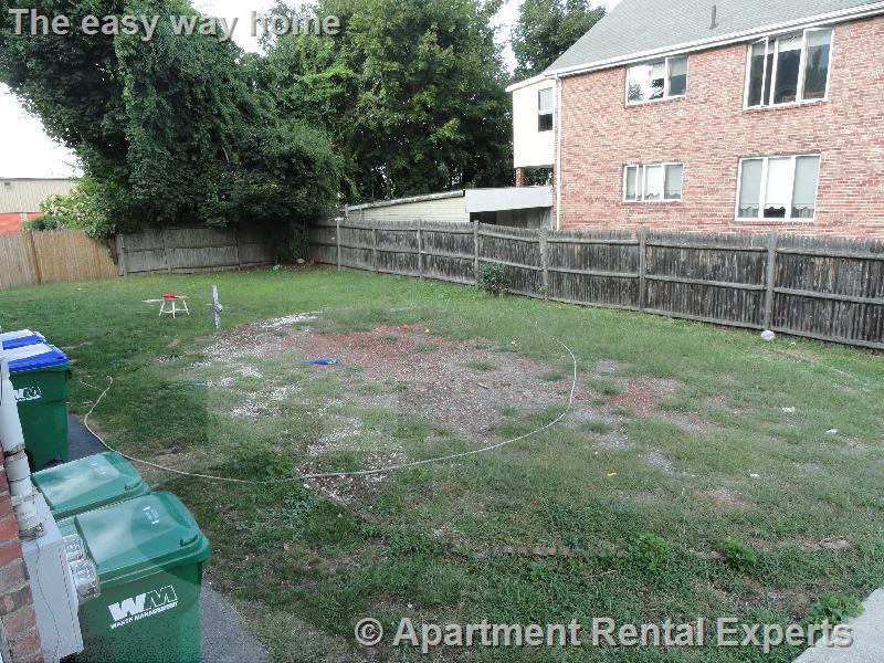 122 Bonner Ave, Magoun Square