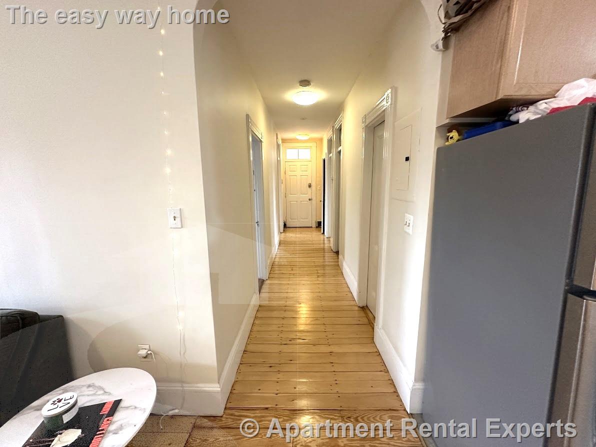 313 Cambridge St, East Cambridge