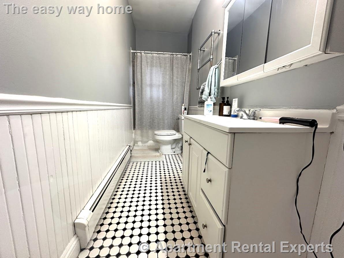 313 Cambridge St, East Cambridge