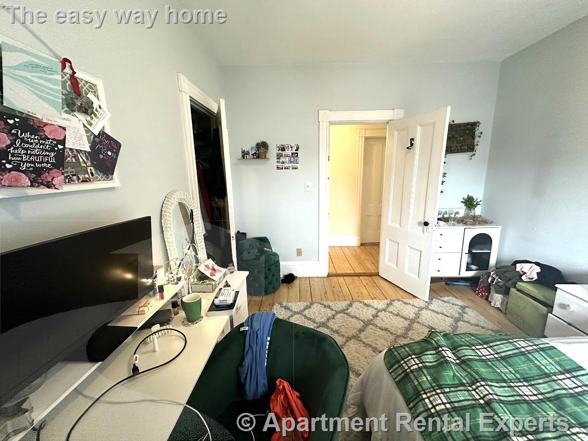 313 Cambridge St, East Cambridge