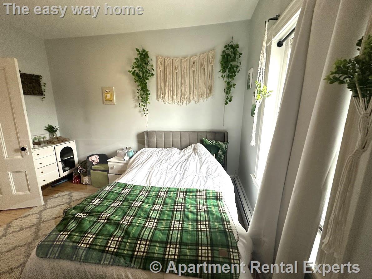 313 Cambridge St, East Cambridge