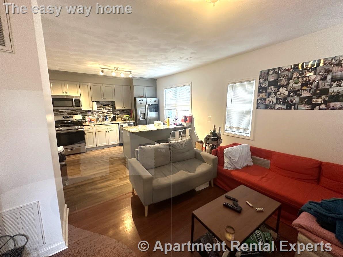 50 Derby St, Winter Hill