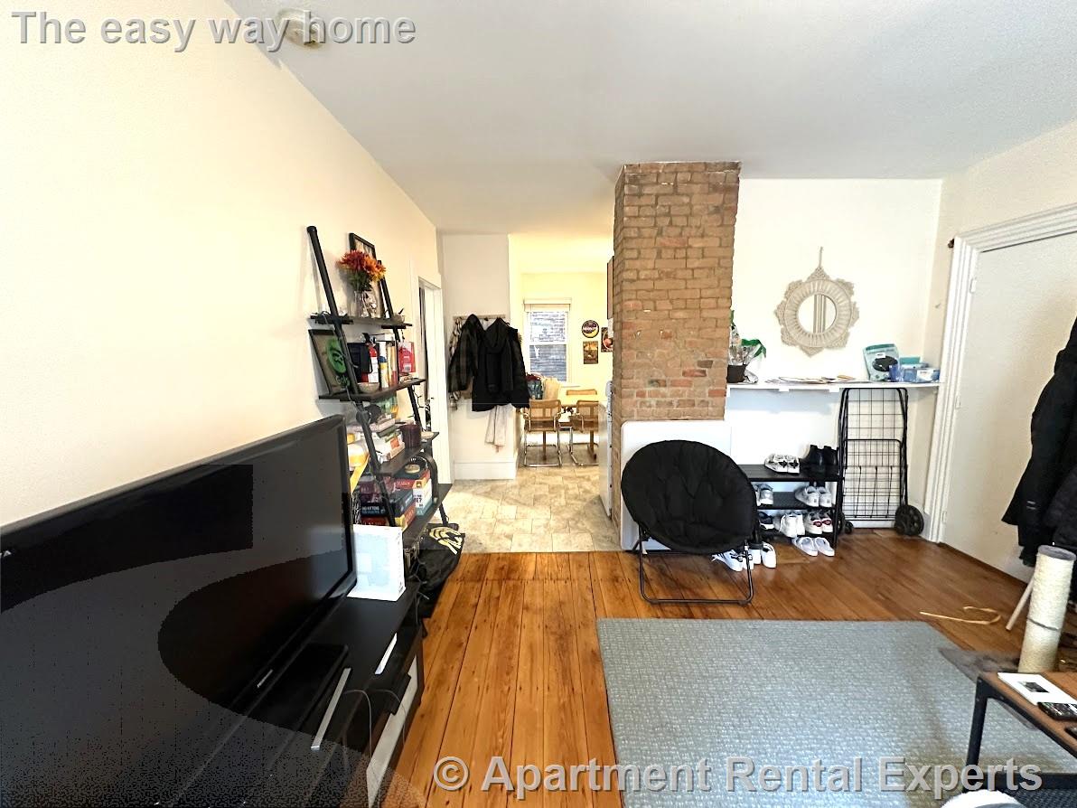 74 Gore St, East Cambridge