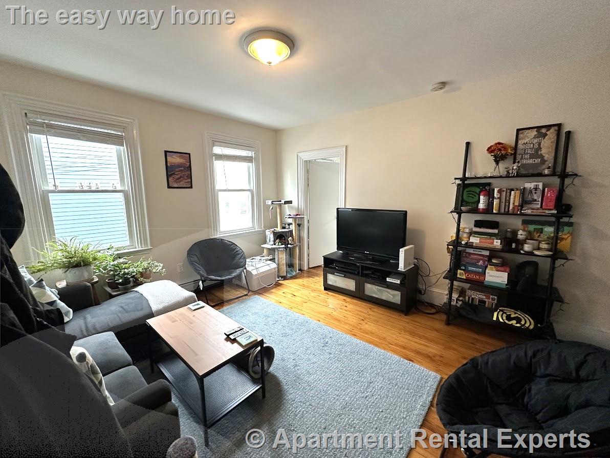 74 Gore St, East Cambridge