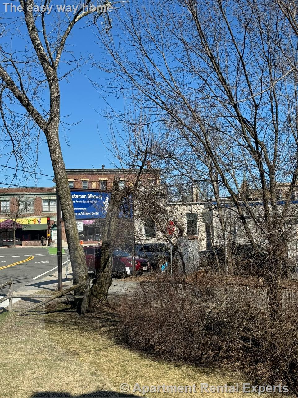 8 Swan Pl, Arlington Center