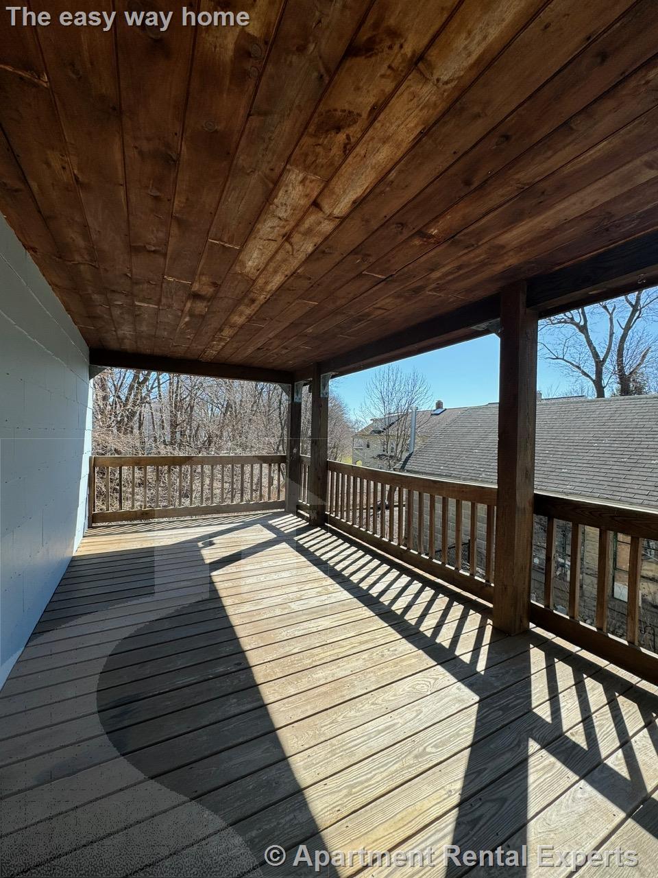 8 Swan Pl, Arlington Center