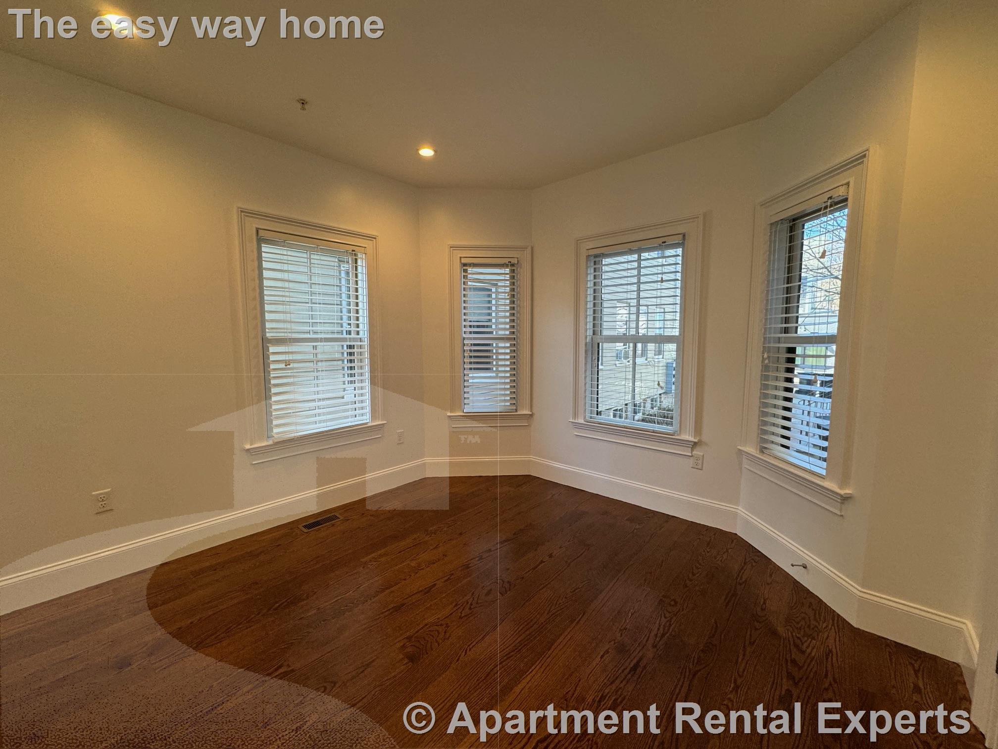 124 Columbia St, Central Square