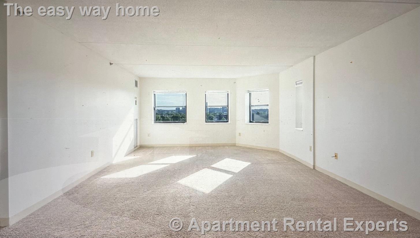 10 Magazine St, Central Square