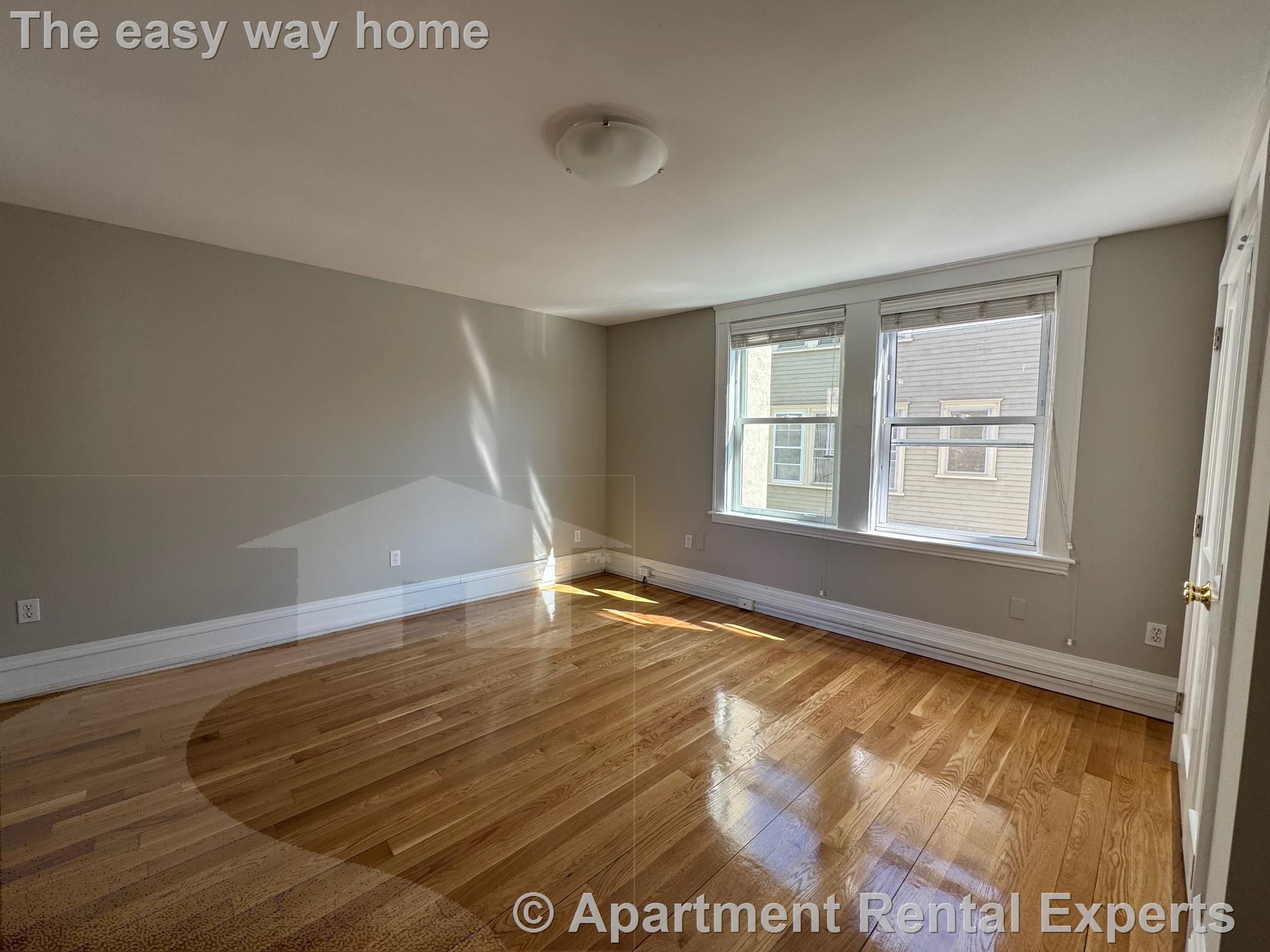 1675 Massachusetts Ave, Harvard Square