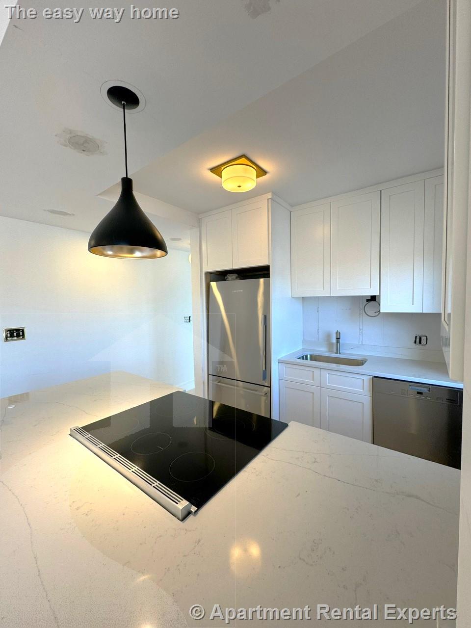 14 Concord Ave, Harvard Square