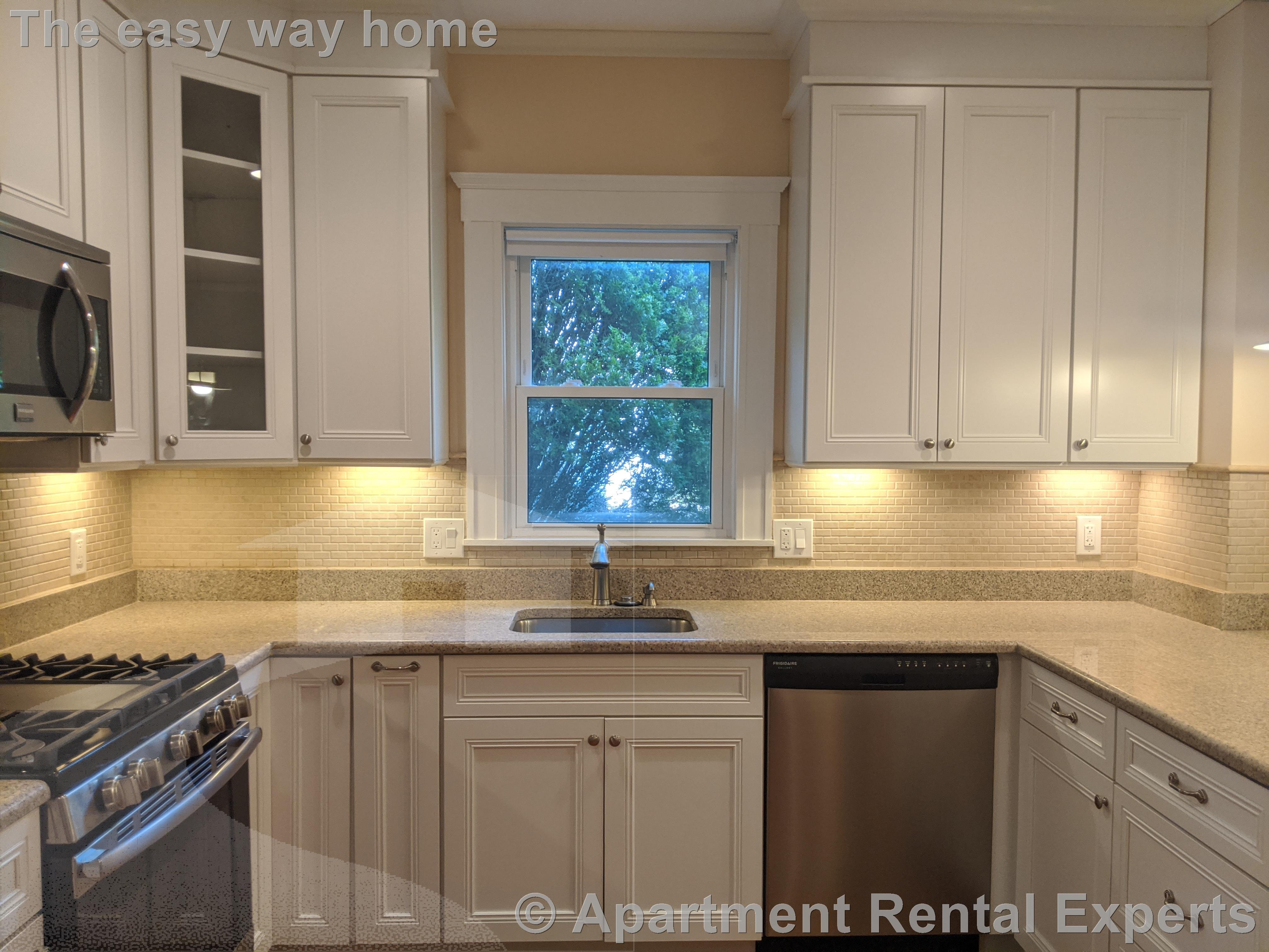 9 Whitfield Rd, Davis Square