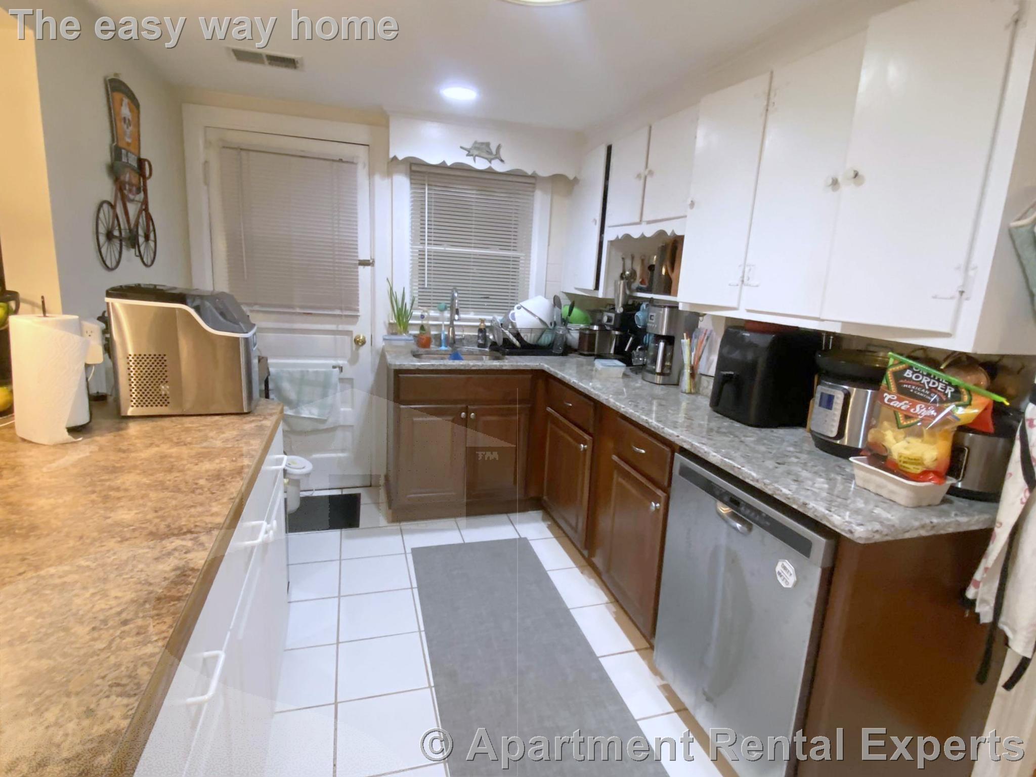 25 George St, Watertown Center