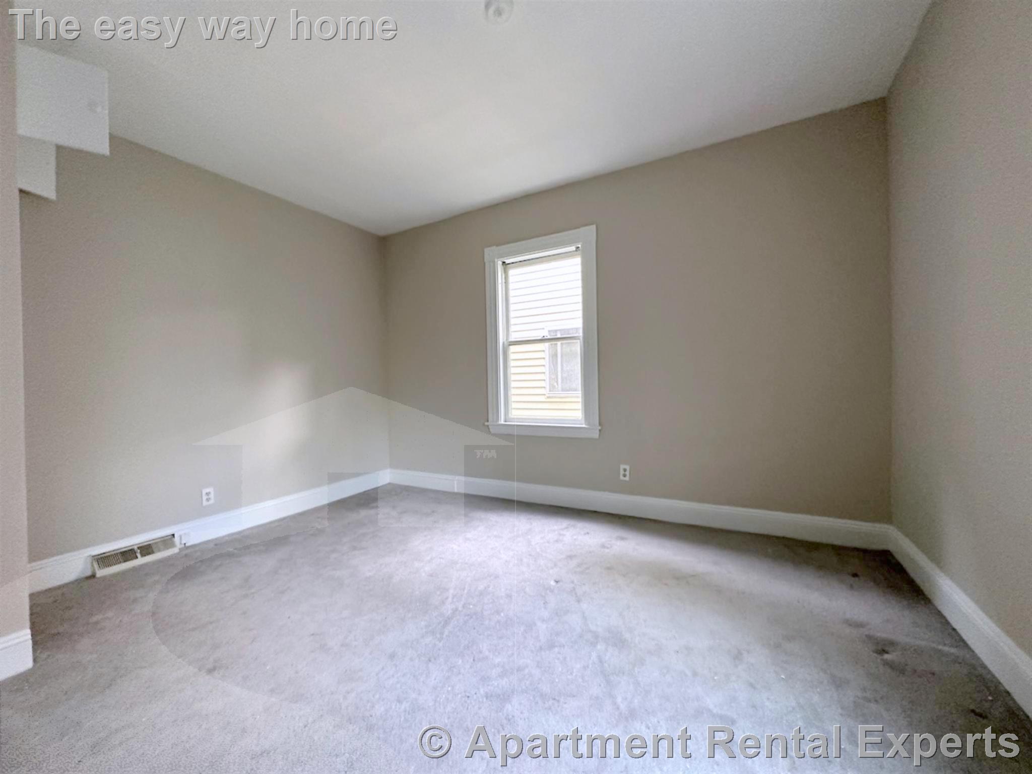 89 Yorktown St, Davis Square