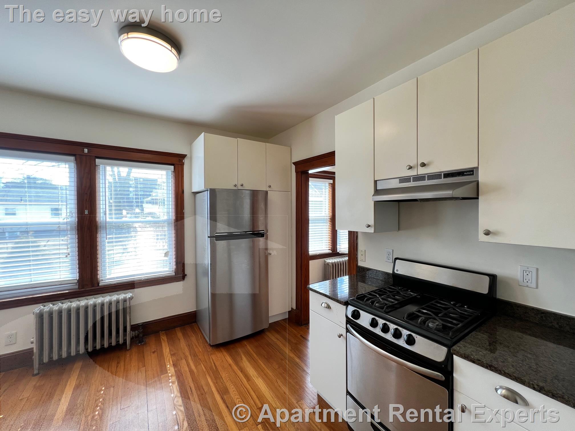 535 Washington Ave, Other