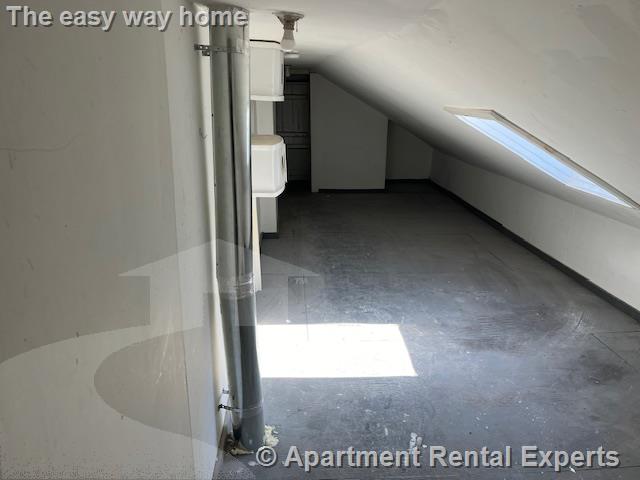 8 Sixth St, East Cambridge