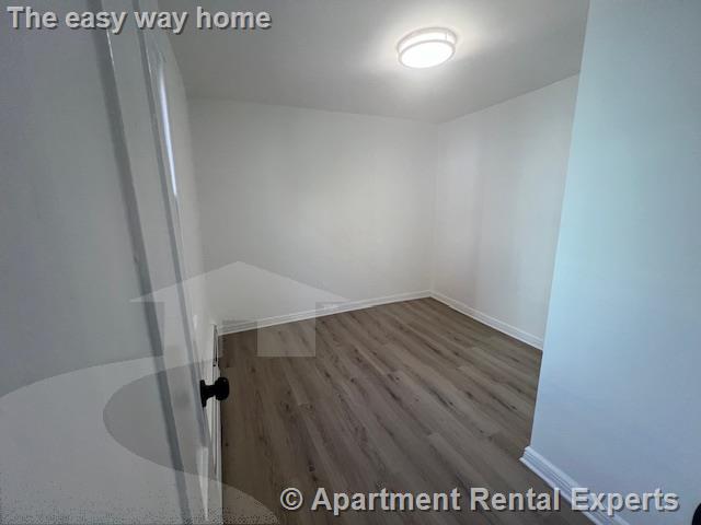 6 Sixth St, East Cambridge