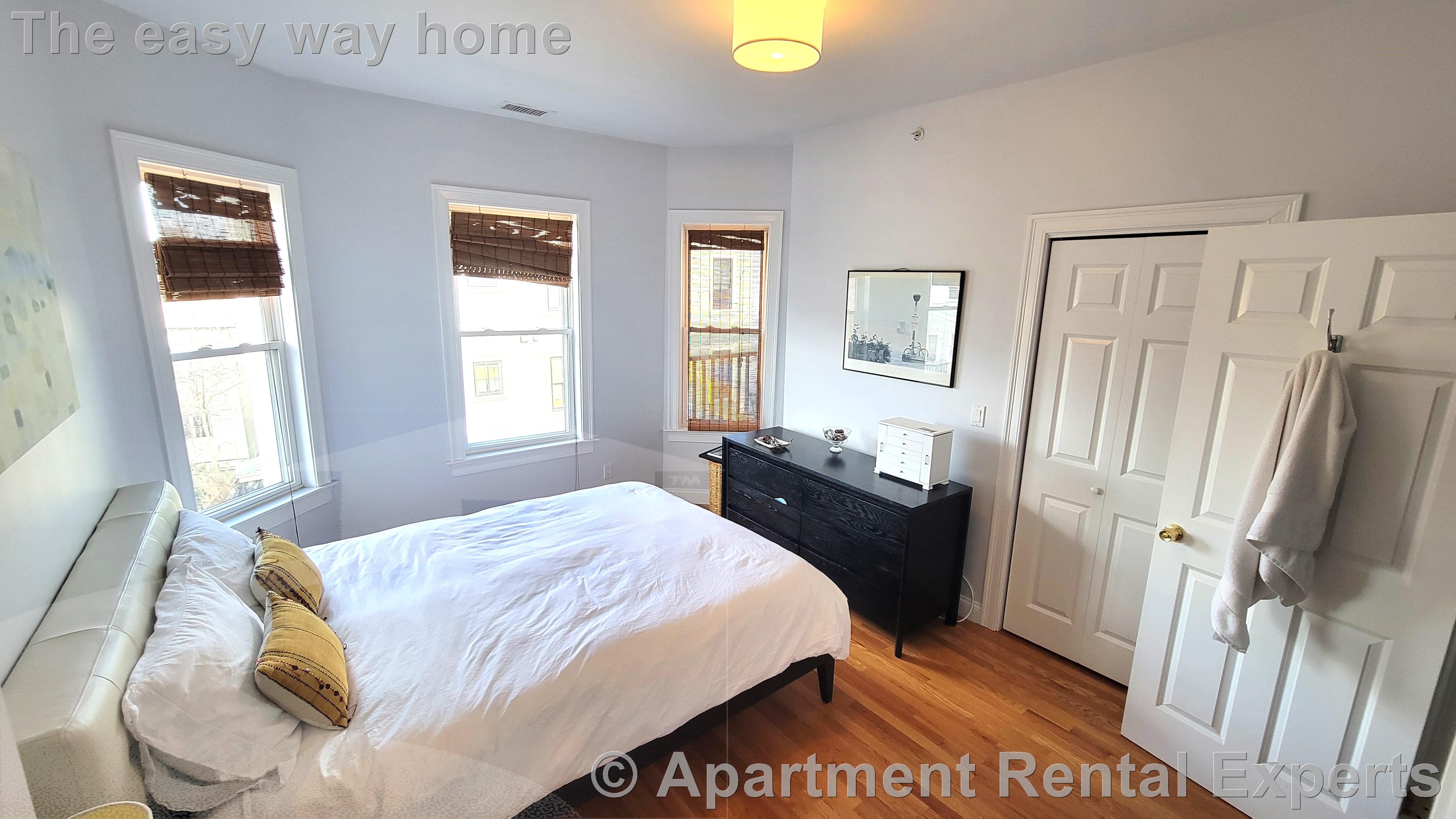 81 Pine St, Central Square