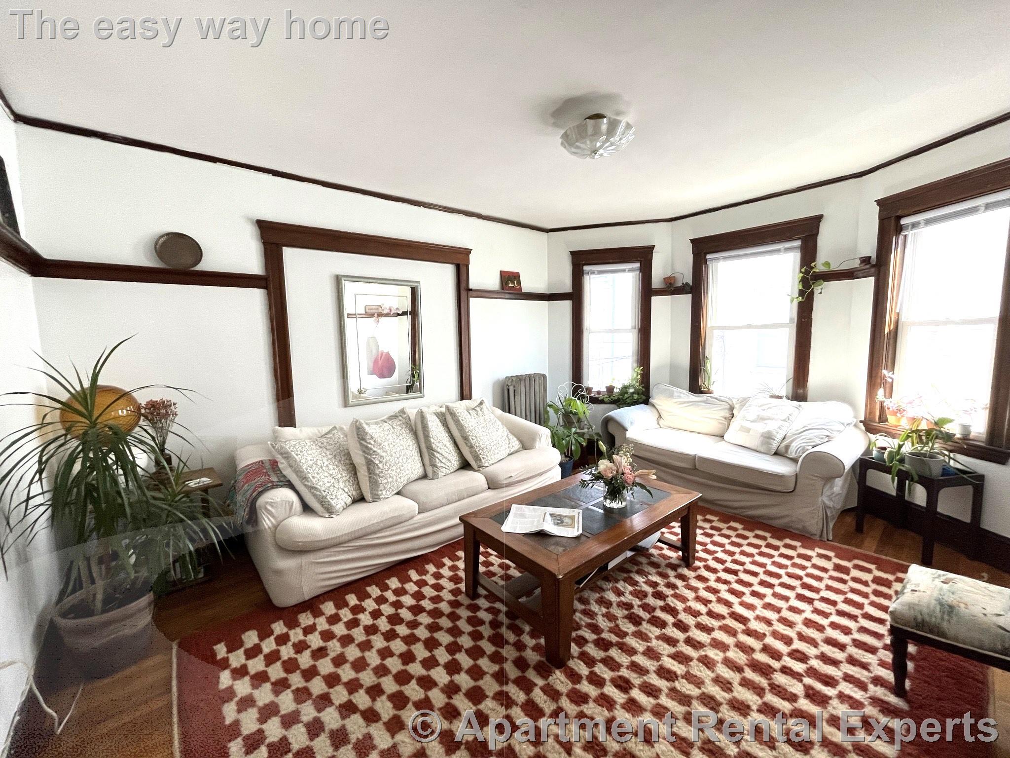 30-32 Adrian St, Inman Square