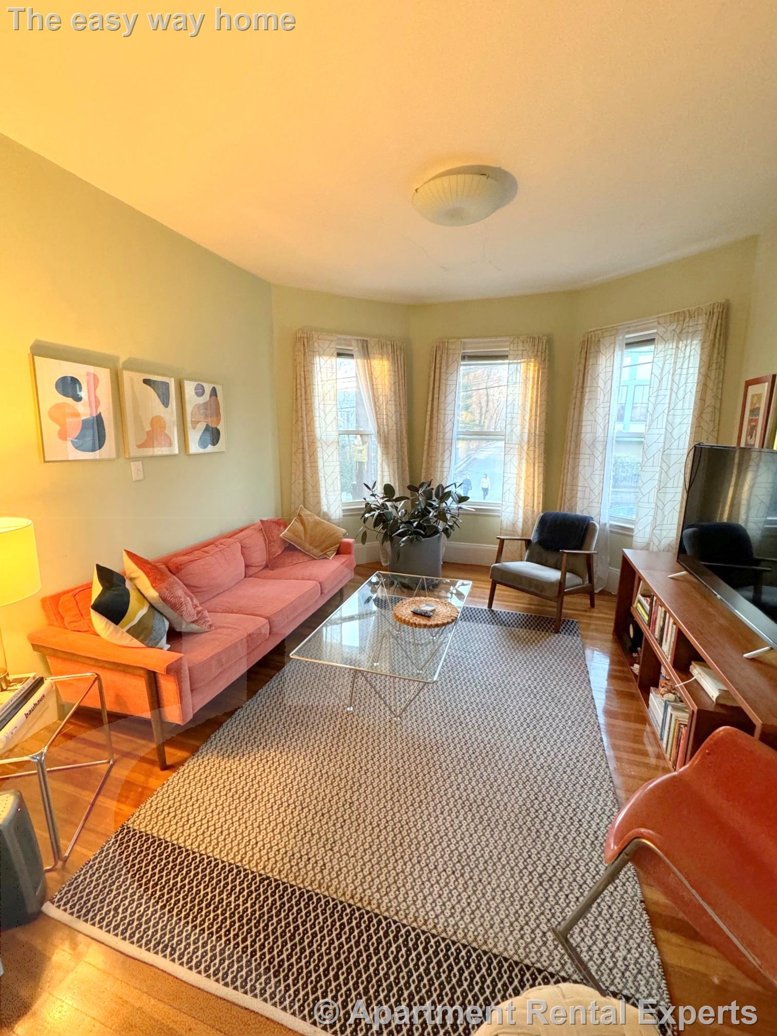 34 Clarendon Ave, Teele Square