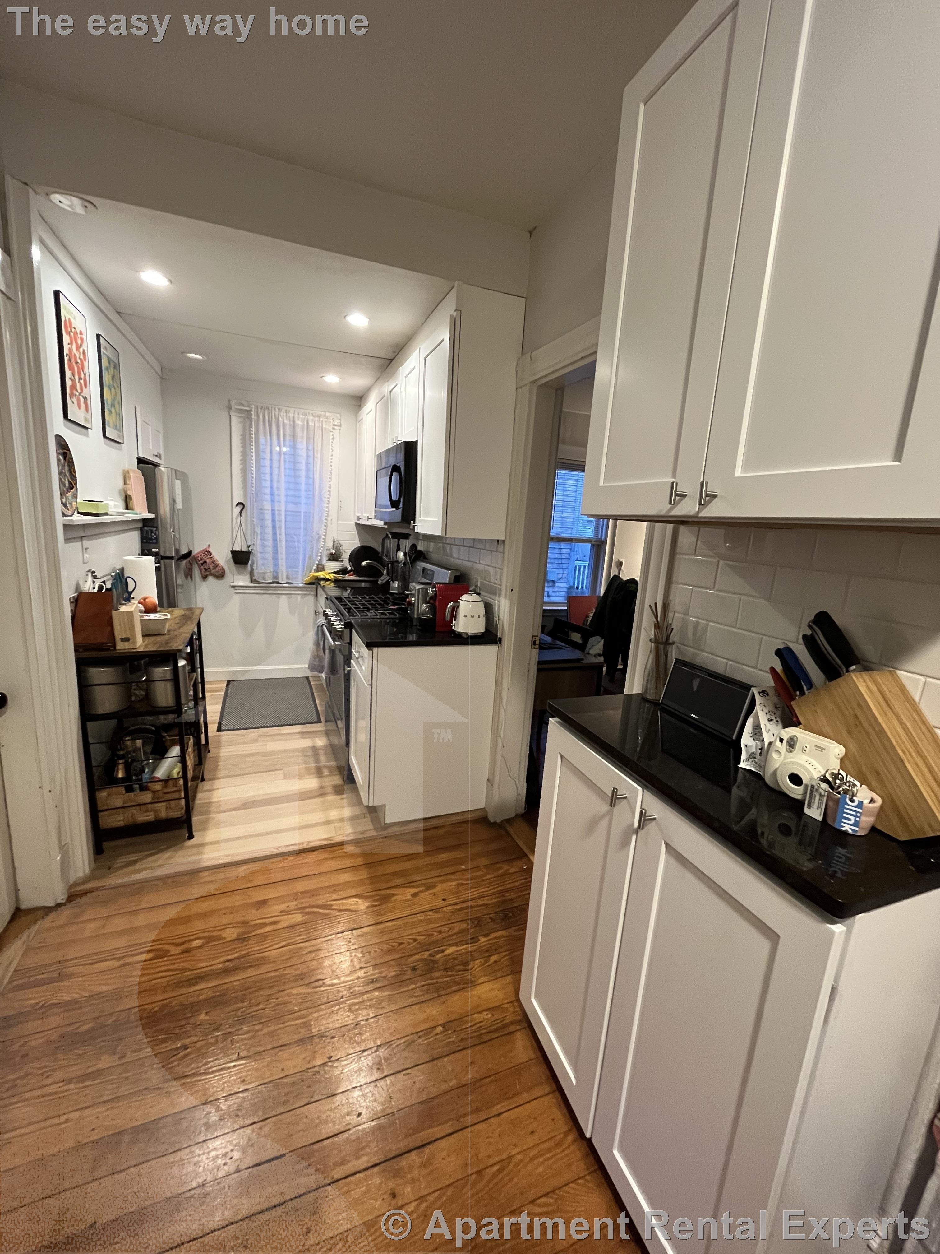 15 Charnwood Rd, Davis Square