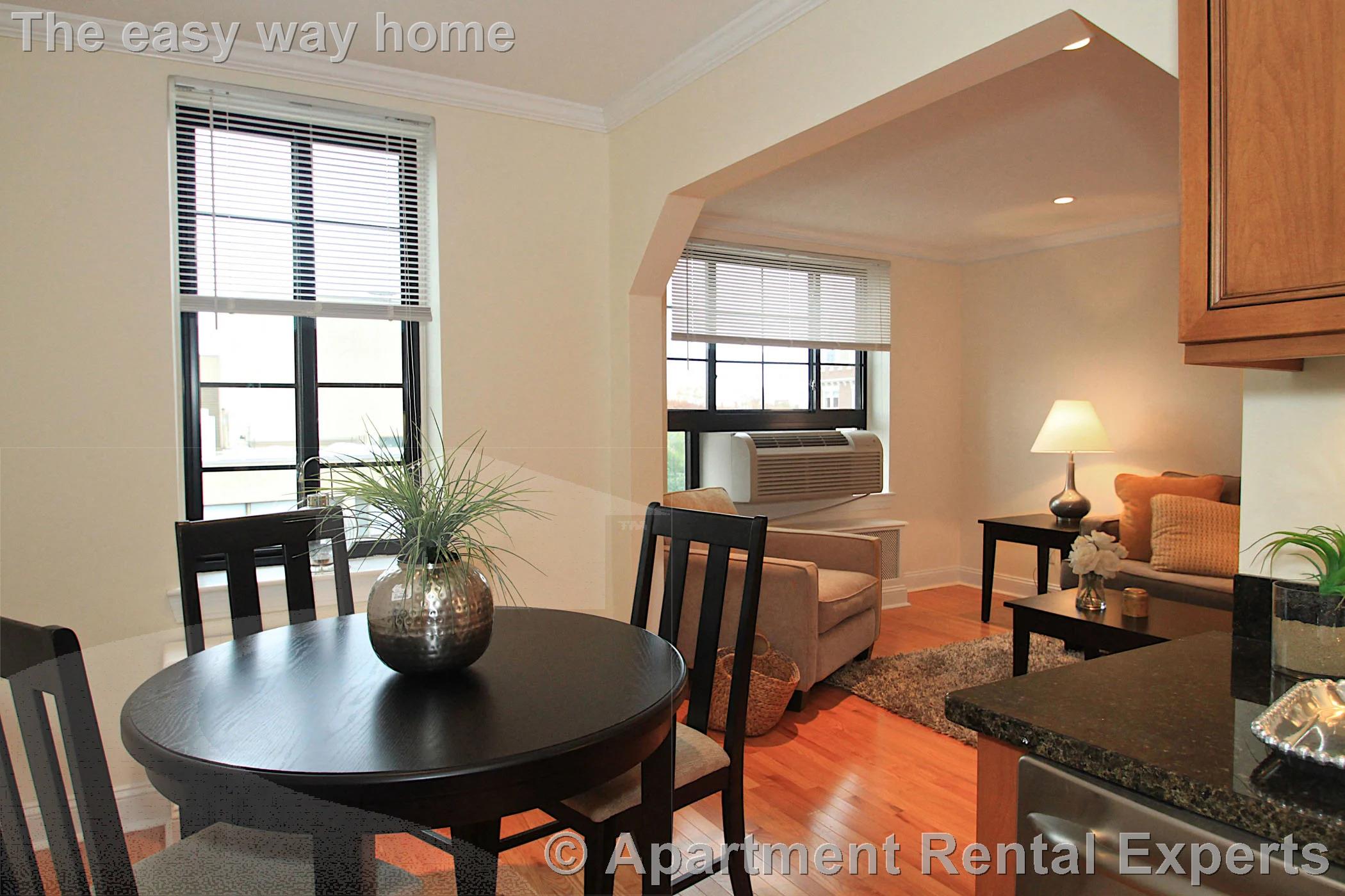 60 Brattle St, Harvard Square