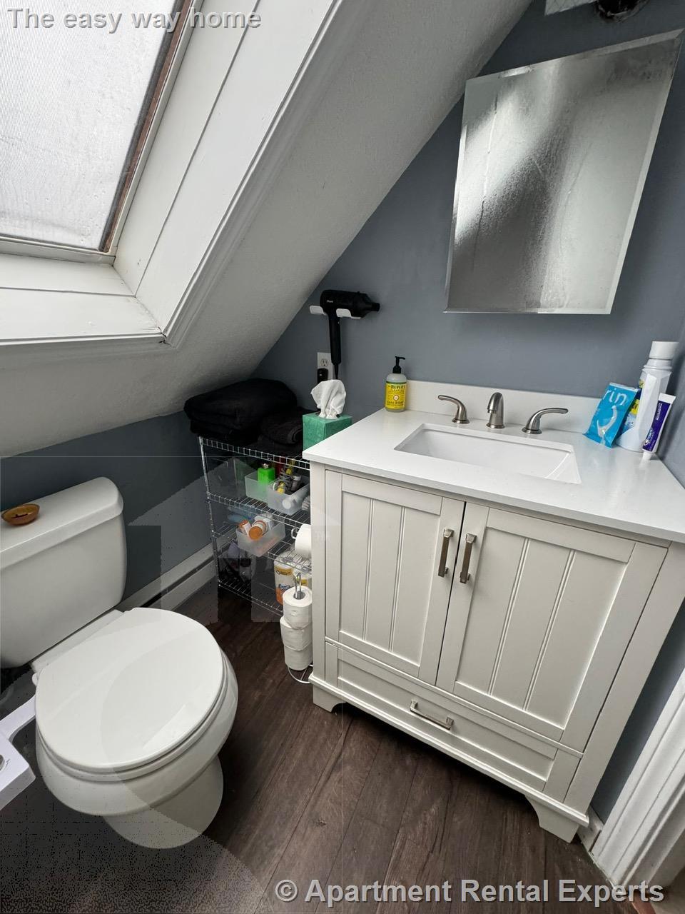 19 Miller Ave, Porter Square