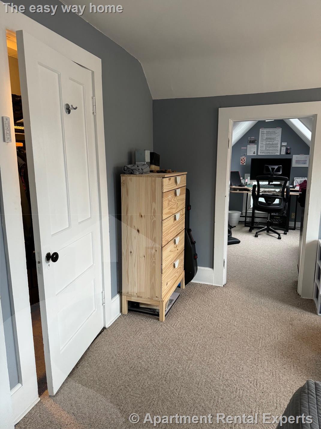 19 Miller Ave, Porter Square