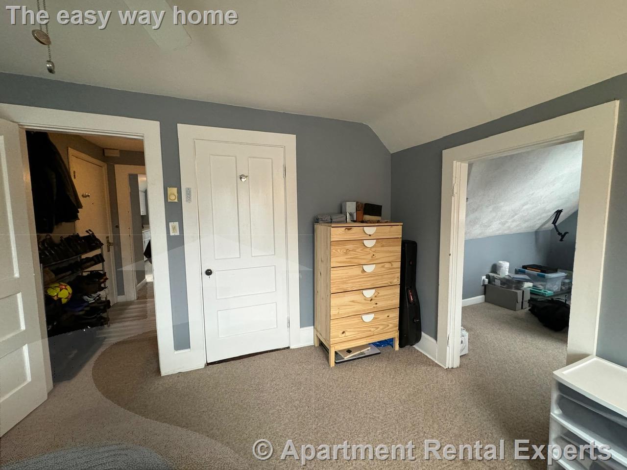 19 Miller Ave, Porter Square