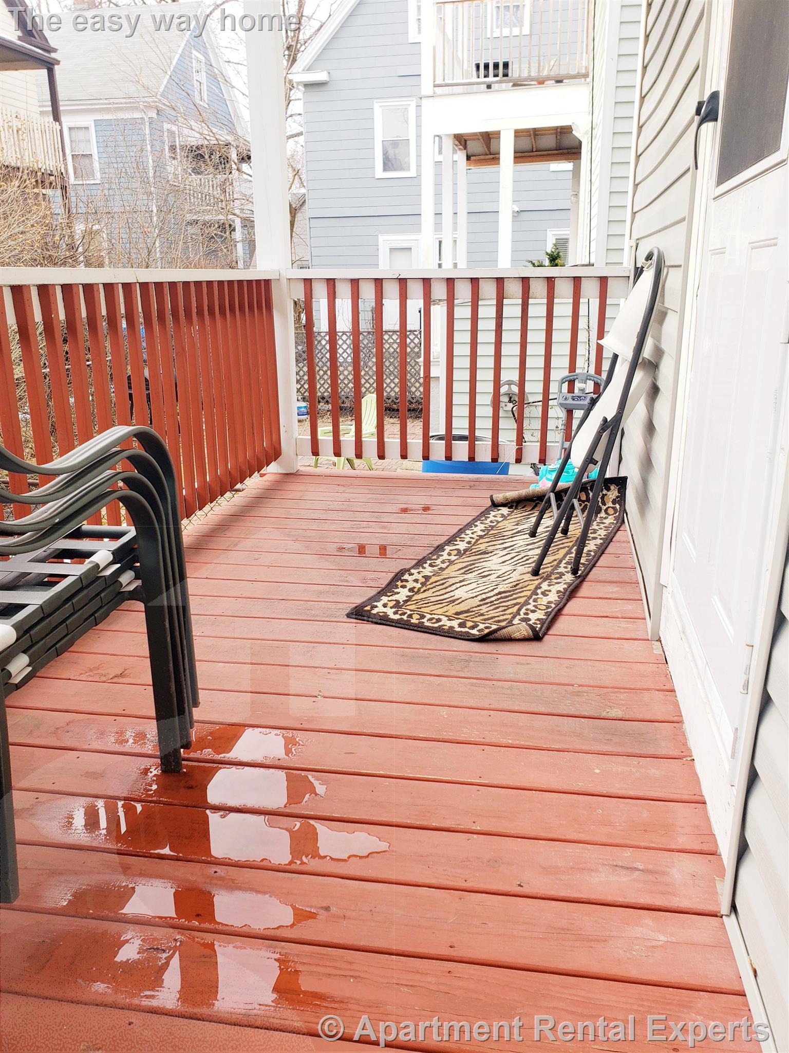 24 Glendale Ave, Davis Square