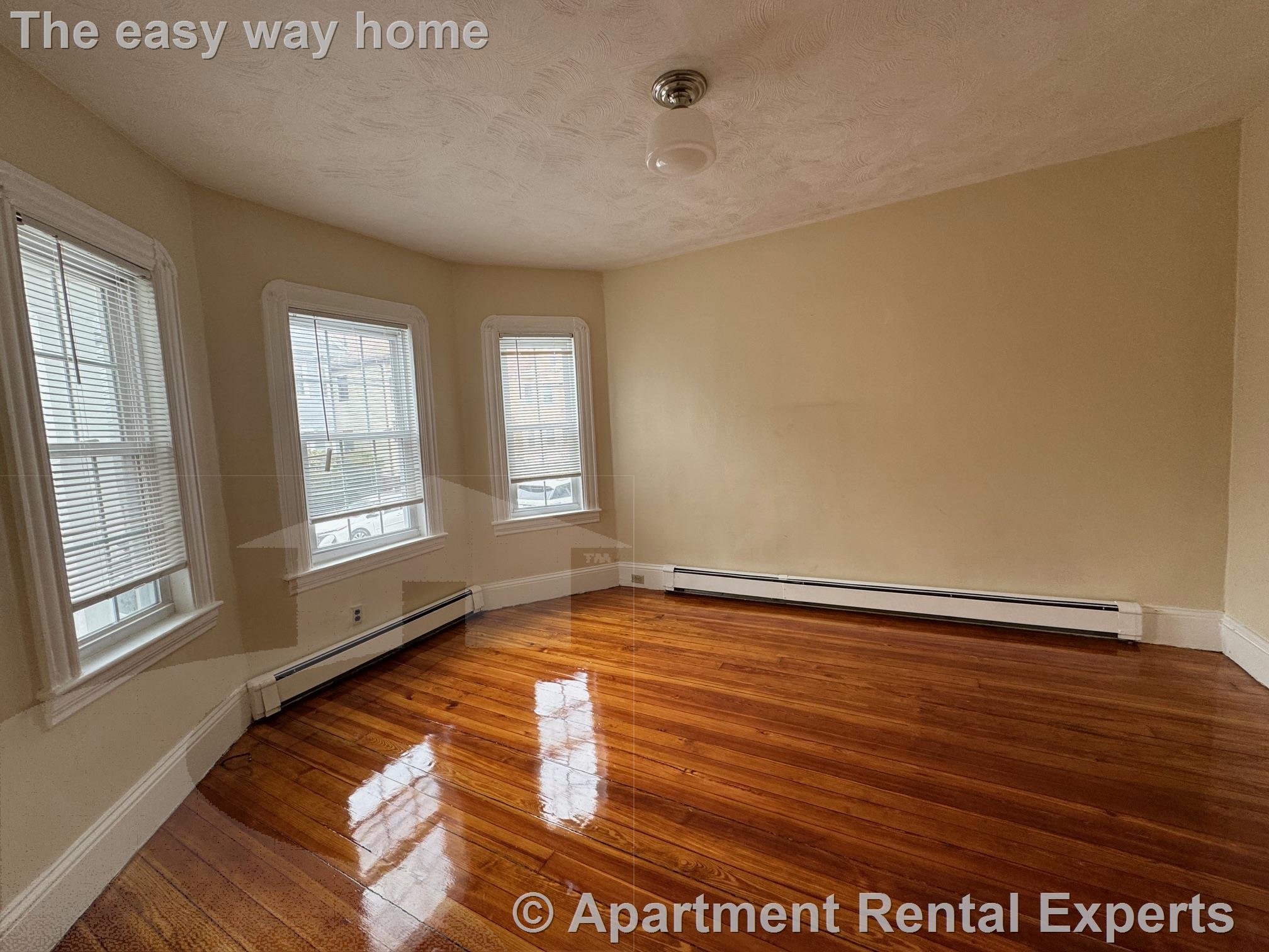 24 Glendale Ave, Davis Square