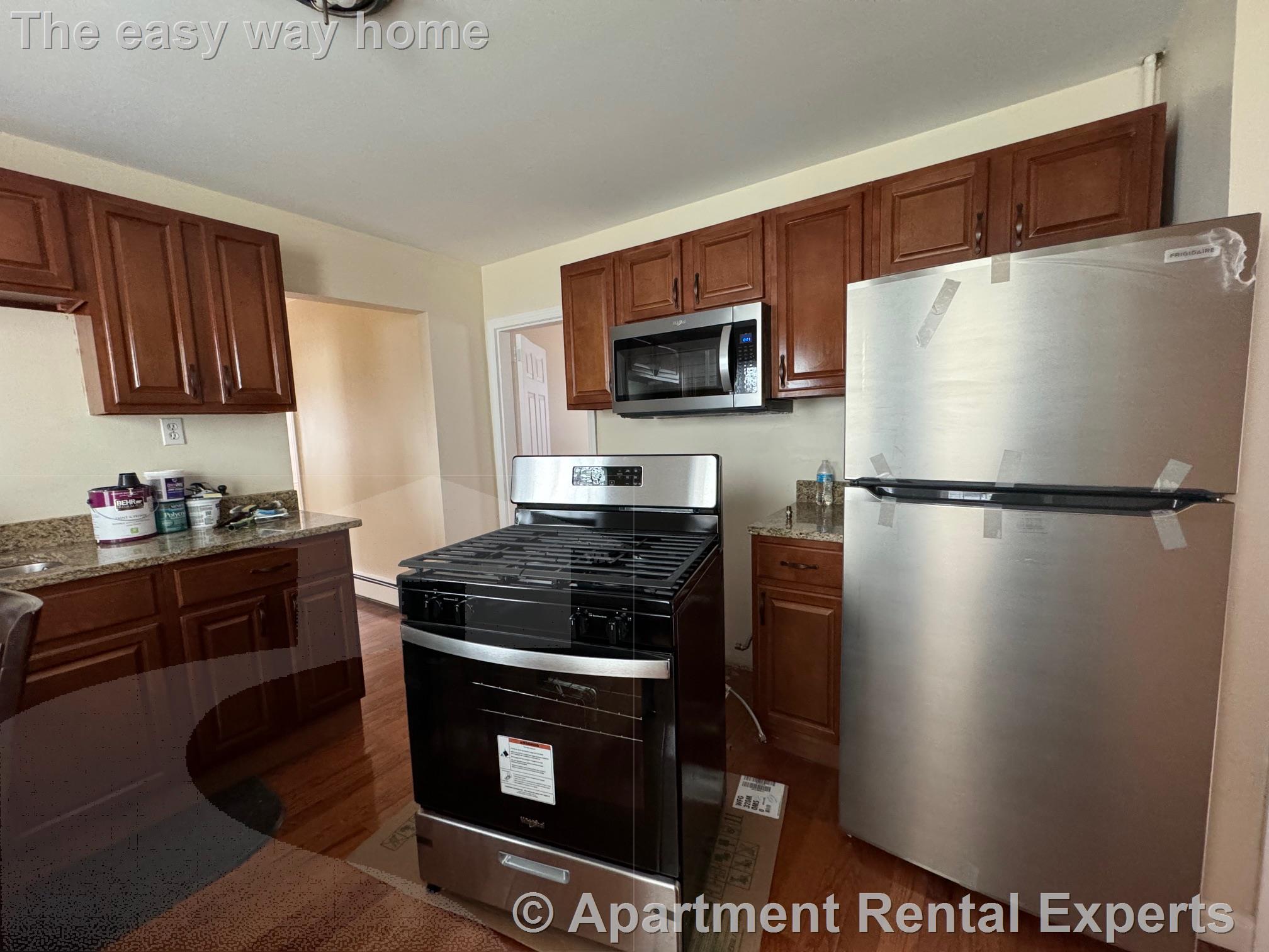 24 Glendale Ave, Davis Square