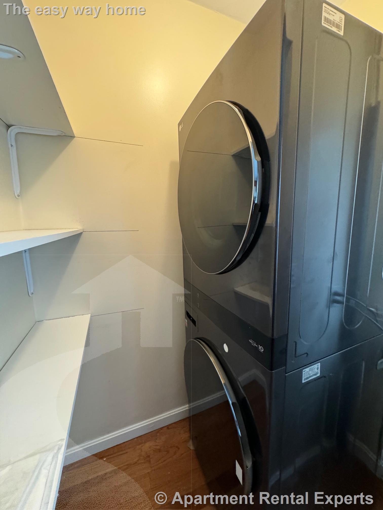 24 Glendale Ave, Davis Square