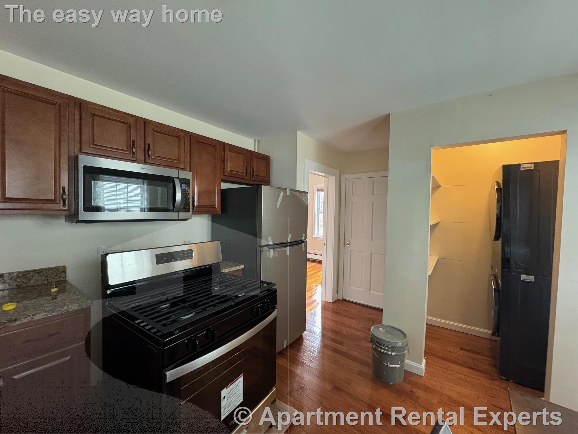 24 Glendale Ave, Davis Square