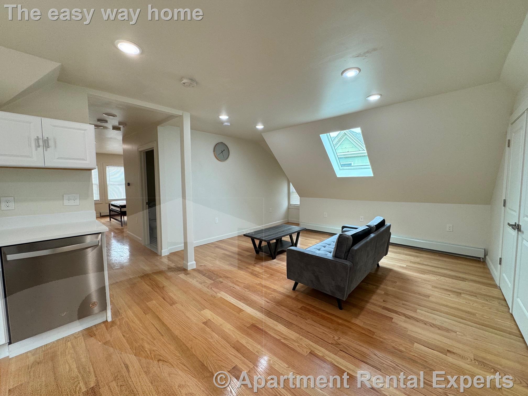 9 Bartlett St, Winter Hill