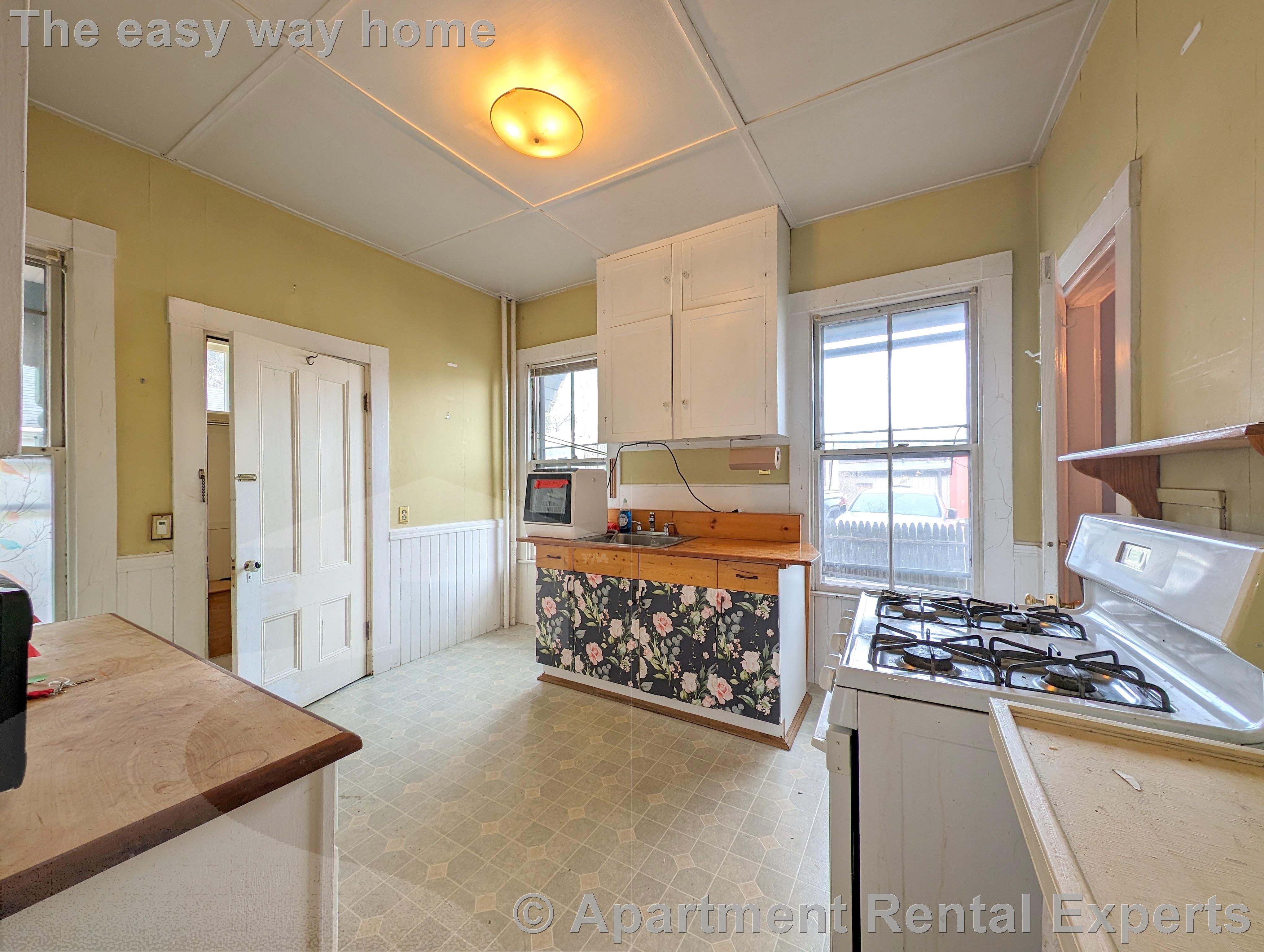 8 Hurlbut St, Porter Square