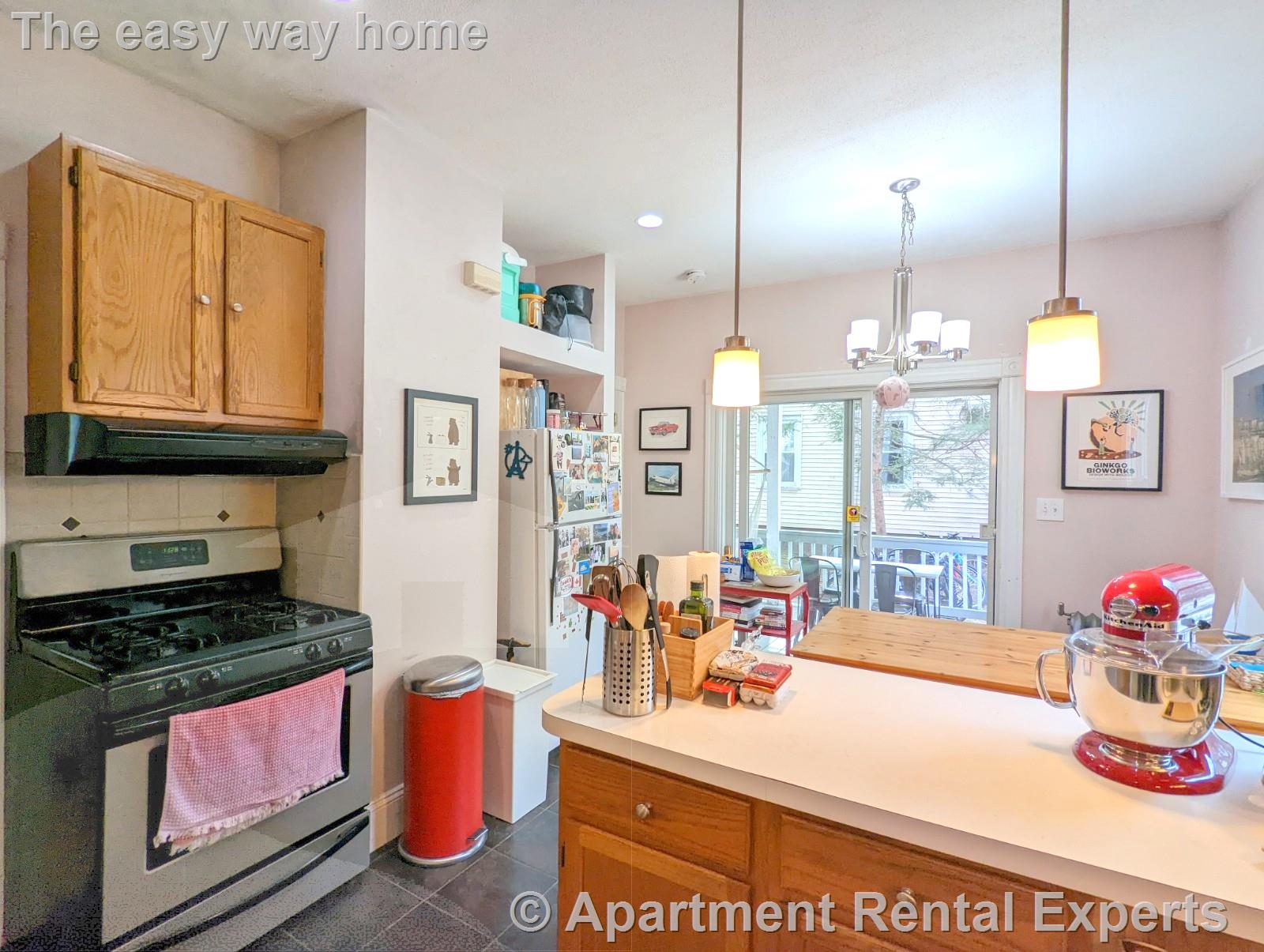 392 Washington St, Ward Two