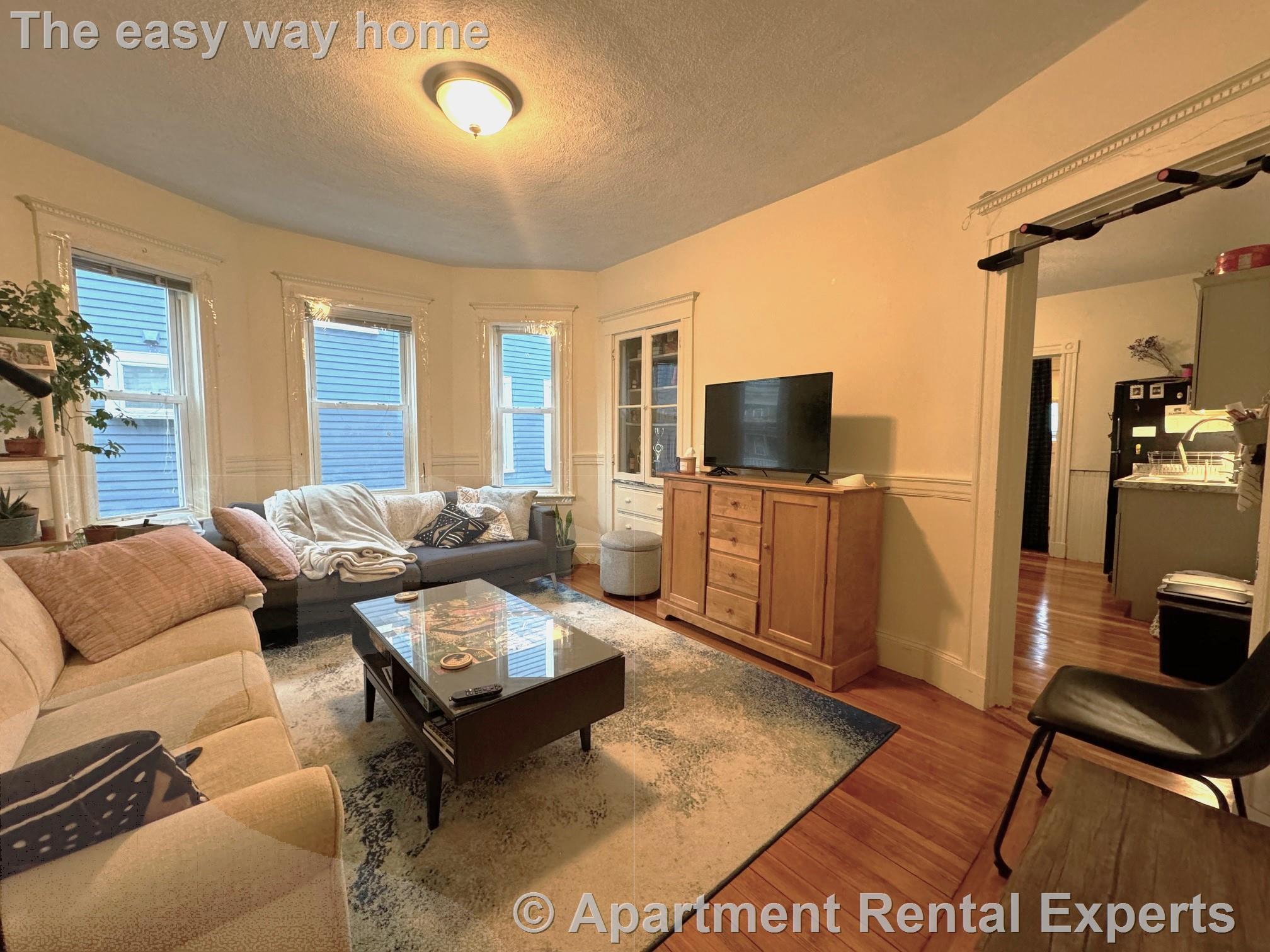 28 Lexington Ave, Davis Square